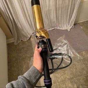 Hot Tools  1-1/2” 24K Gold Curling Iron